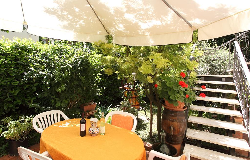 Hotel Primettahouse San Gimignano Pokój zdjęcie