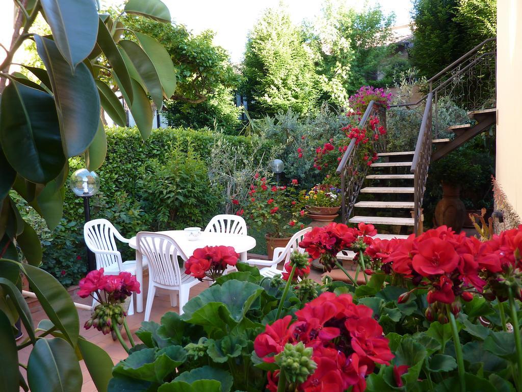 Hotel Primettahouse San Gimignano Zewnętrze zdjęcie